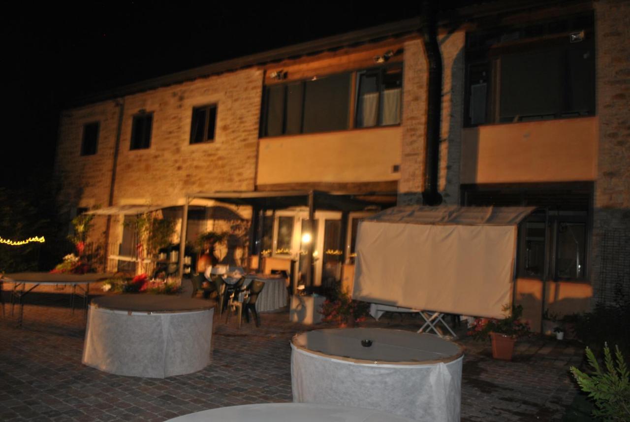 Agriturismo Petrarosa Neviano degli Arduini Exterior photo